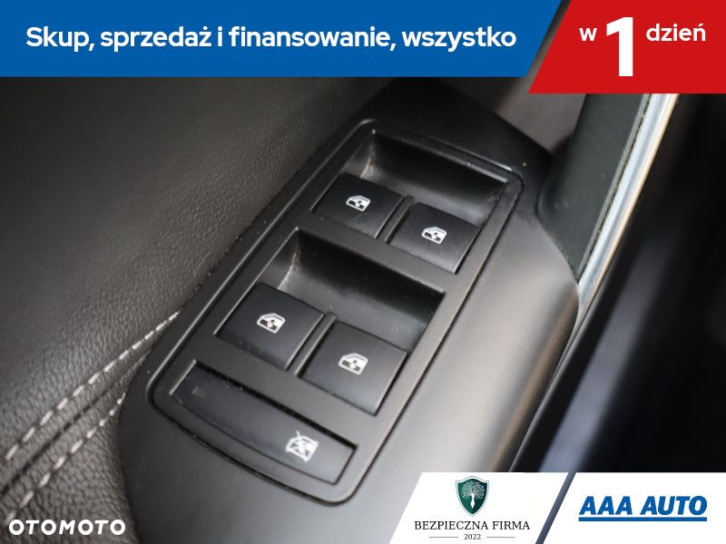 Opel Insignia - 17
