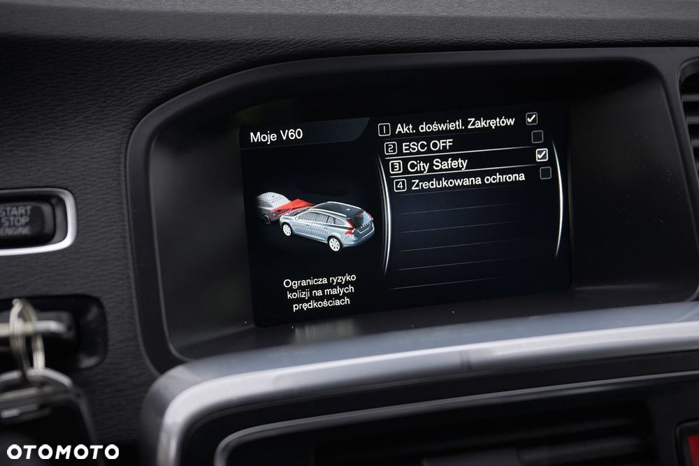 Volvo V60 T5 Geartronic Momentum - 37