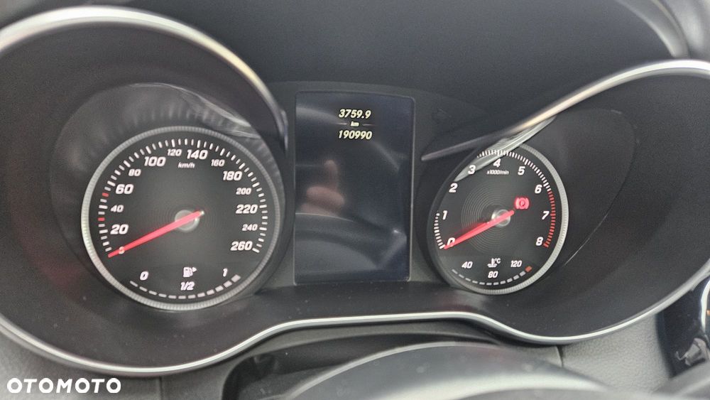 Mercedes-Benz Klasa C 200 4-Matic 7G-TRONIC - 10