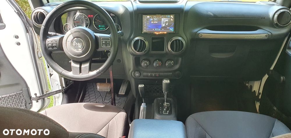 Jeep Wrangler - 7