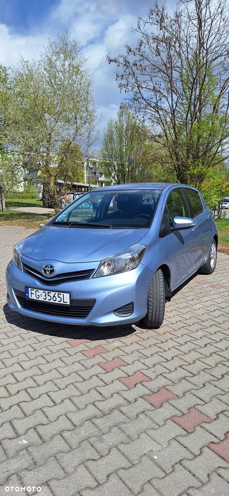 Toyota Yaris 1.0 VVT-i Sol - 2