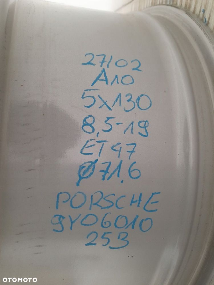 Felga aluminiowa Porsche OE 9Y0601025B 8.5" x 19" 5x130 ET47 - 2