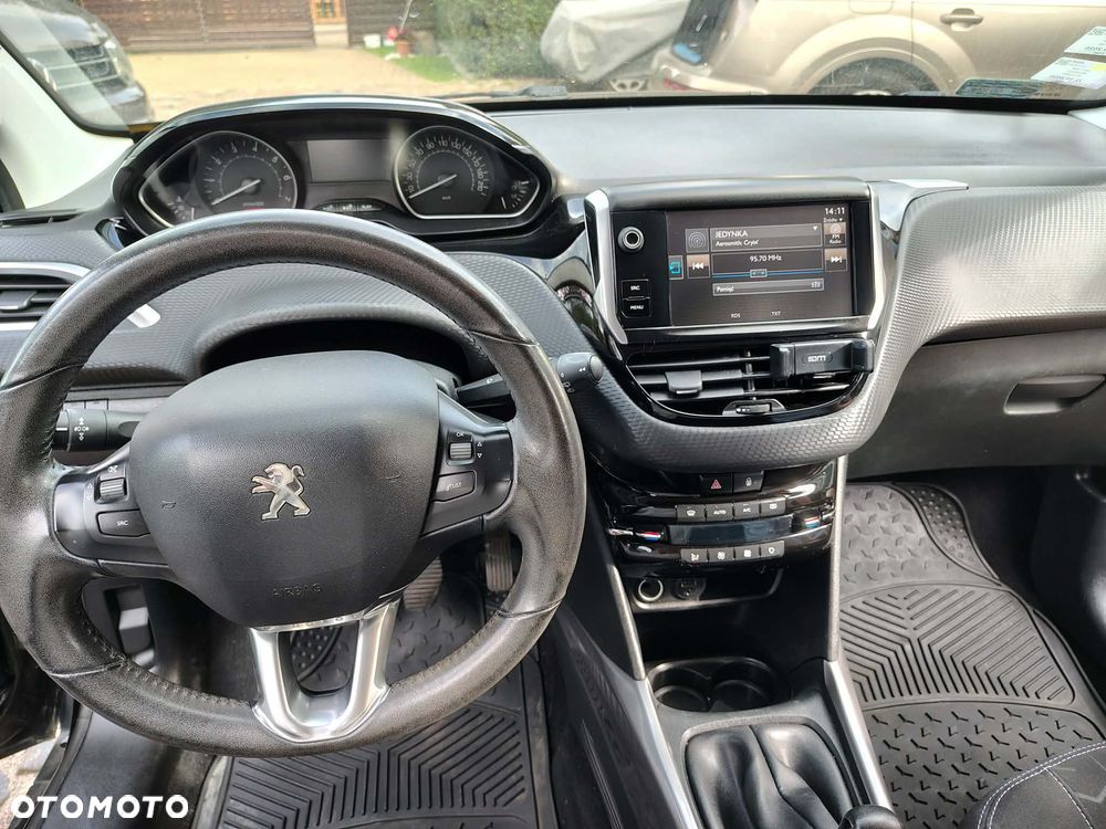 Peugeot 2008 1.2 Pure Tech Active S&S - 7