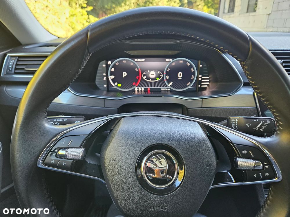 Skoda Superb 2.0 TSI Ambition DSG - 7