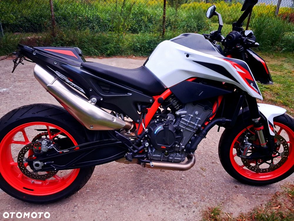 KTM DUKE 890 - 1