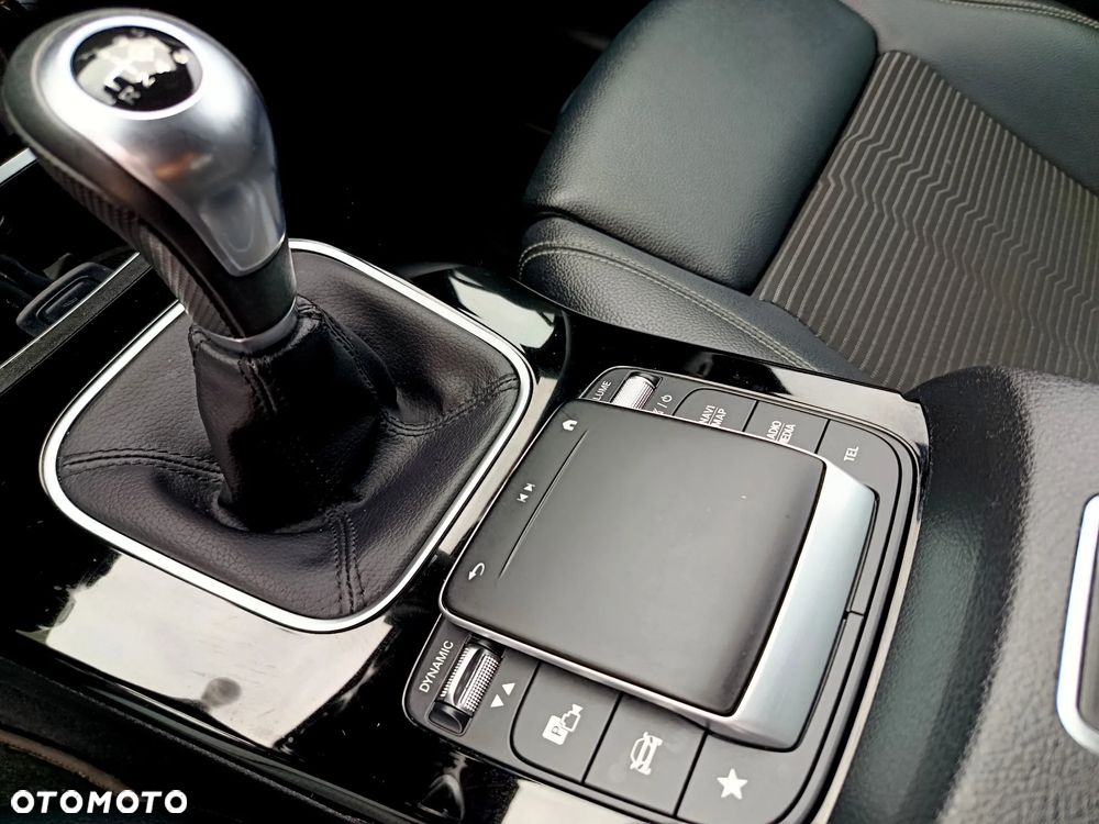 Mercedes-Benz Klasa B 160 Edition 2021 - 20