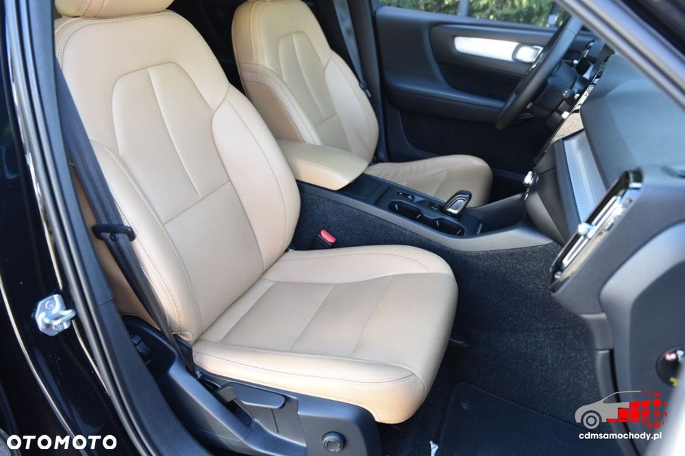 Volvo XC 40 - 22
