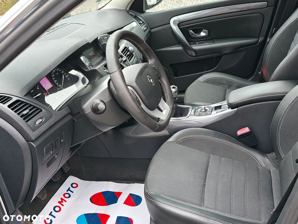 Renault Laguna ENERGY dCi 130 FAP Start-Stop Paris Business - 11