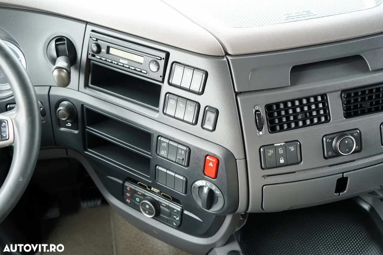 DAF XF 480 / CABINĂ SUPER SPACE / RĂCIRE I-PARK / ANVELOPE 100% / 290.000 KM / CONTRACT DE SERVICE GOLD - 29