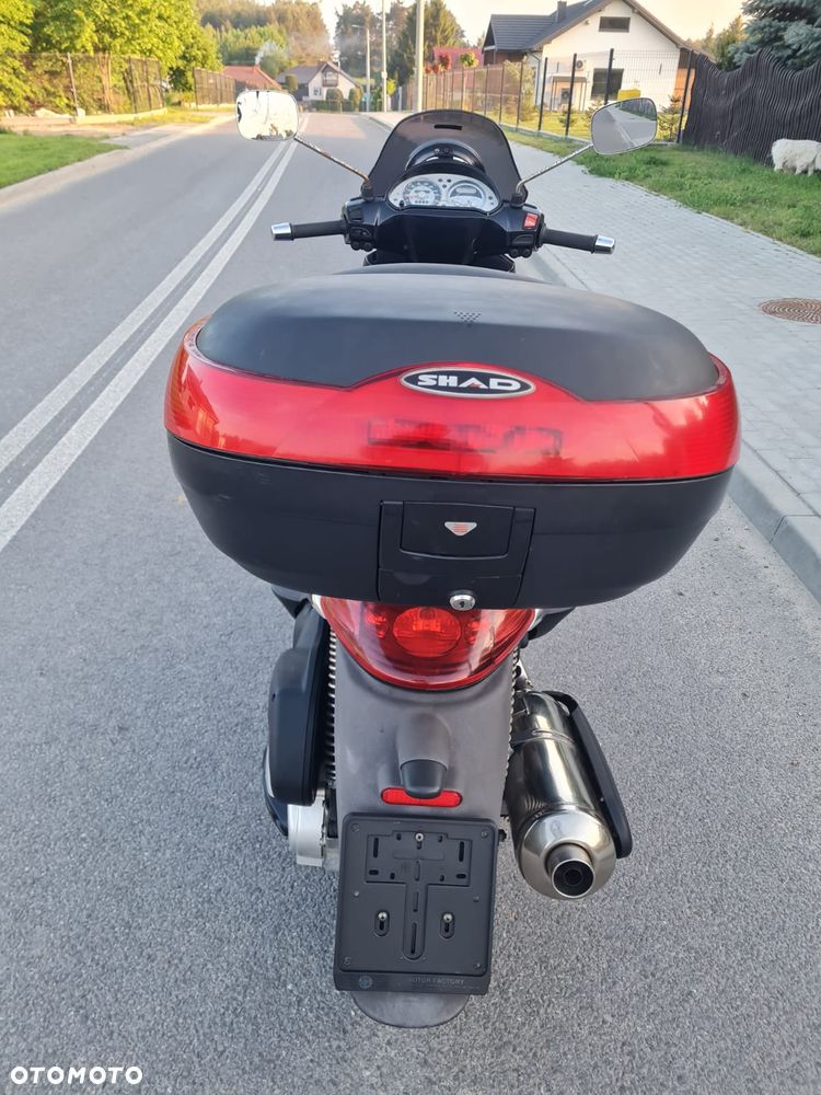 Piaggio Beverly - 6