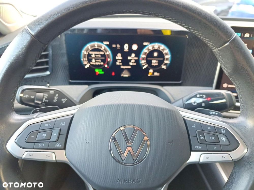 Volkswagen Passat - 24
