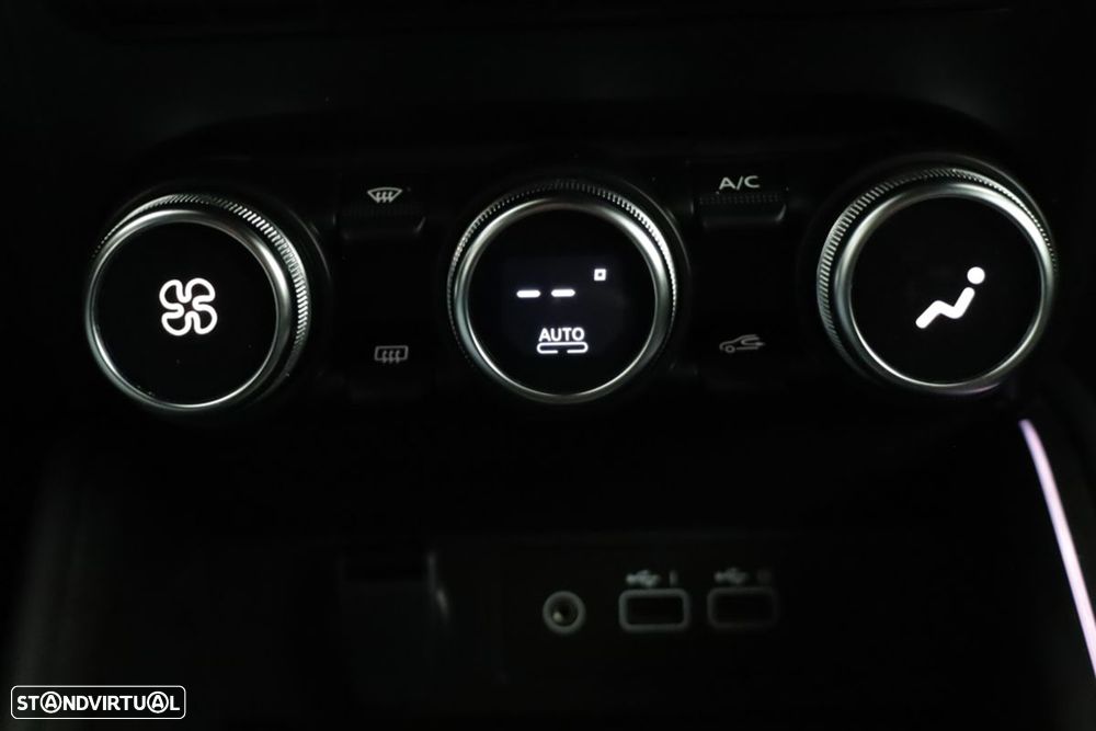 Renault Clio 1.0 TCe Techno - 12