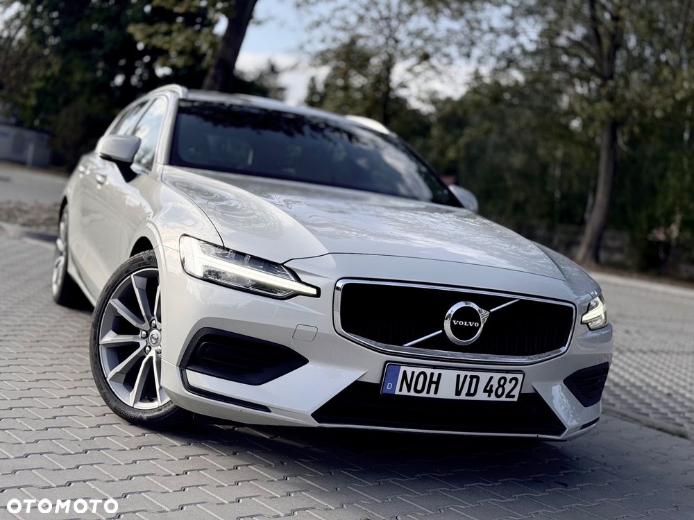 Volvo V60 D3 Momentum Pro - 20