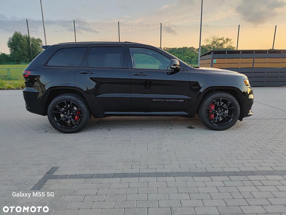 Jeep Grand Cherokee SRT Night - 27