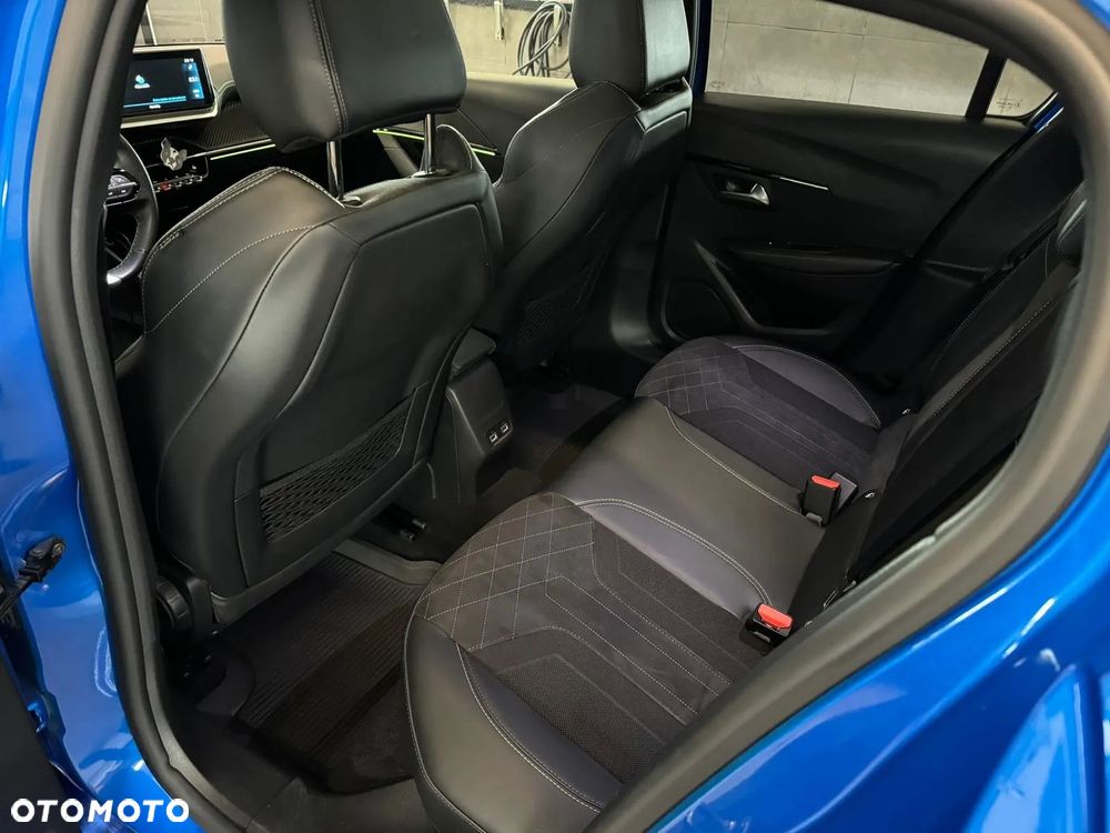 Peugeot 208 1.2 PureTech GT S&S EAT8 - 8