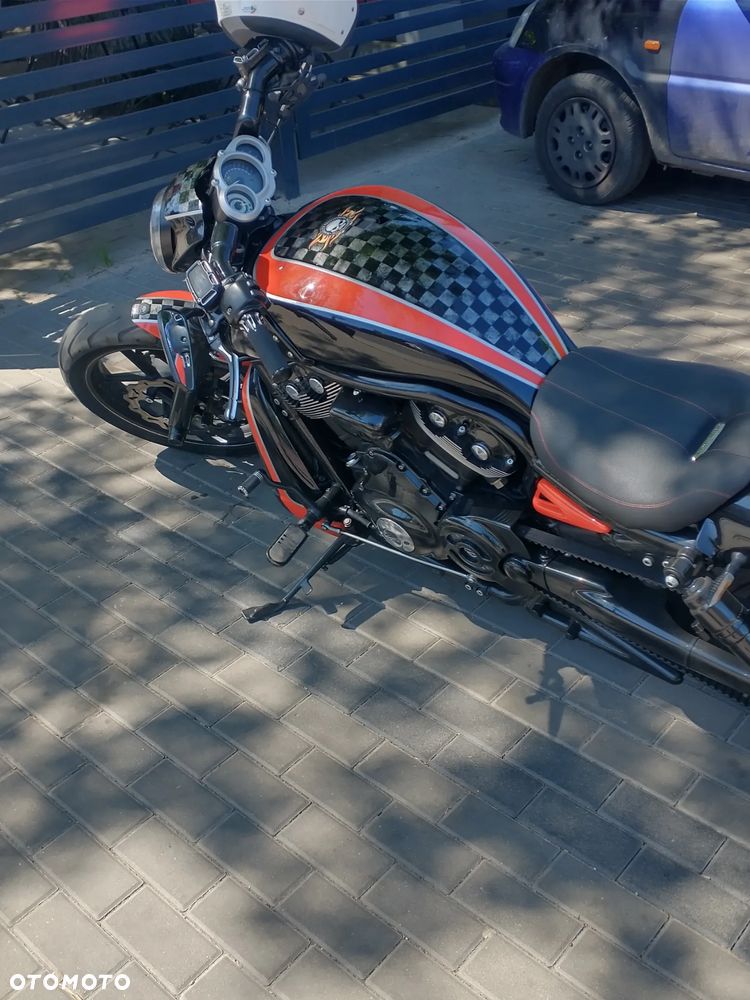 Harley-Davidson V-Rod Muscle - 5