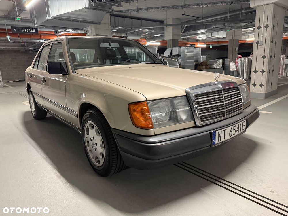 Mercedes-Benz W124 (1984-1993) - 1