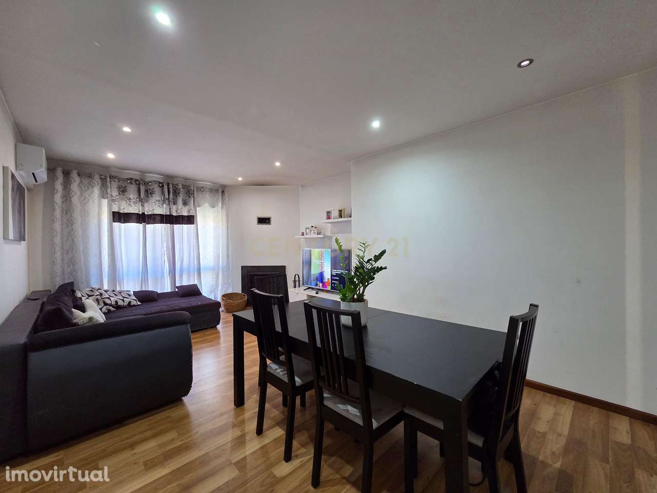 Andar Moradia T3 com aproveitamento de sótão, garagem individual, terr - Grande imagem: 2/29