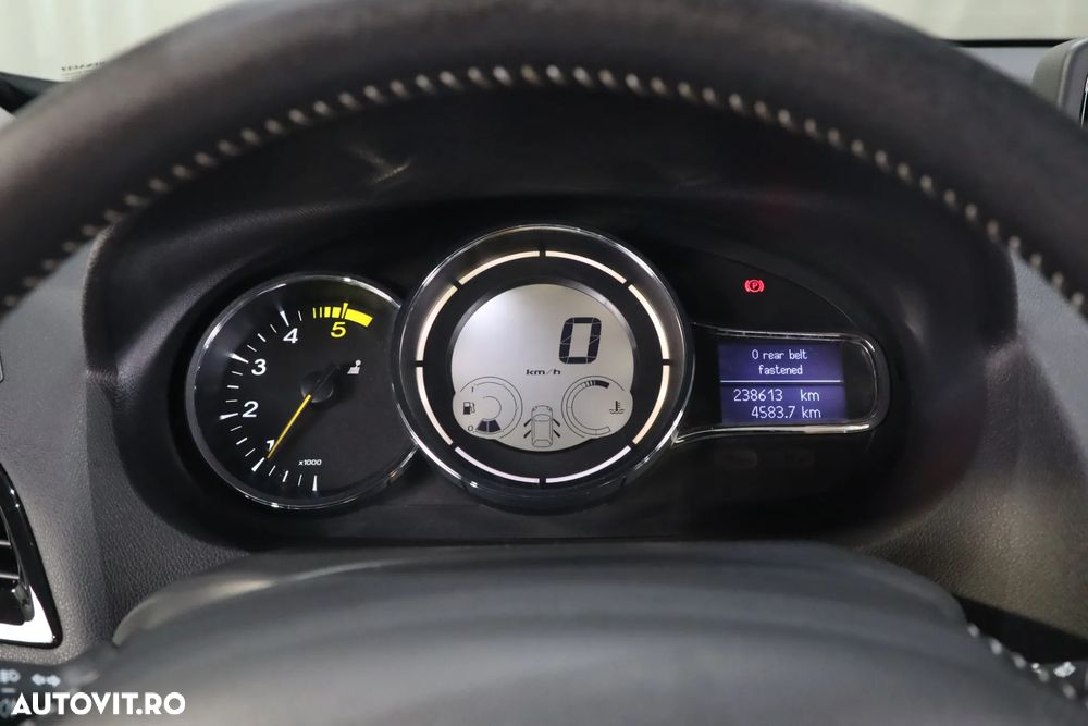 Renault Megane ENERGY dCi 110 Start & Stop Bose Edition - 32