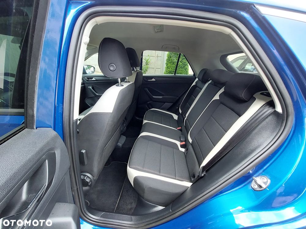 Volkswagen T-Roc - 15