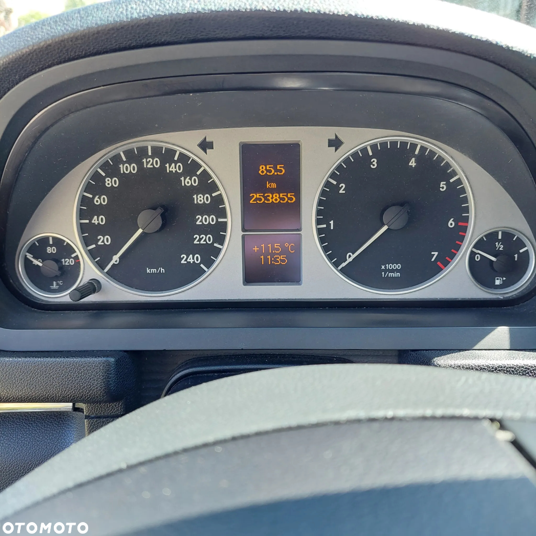 Mercedes-Benz Klasa B 150 - 5