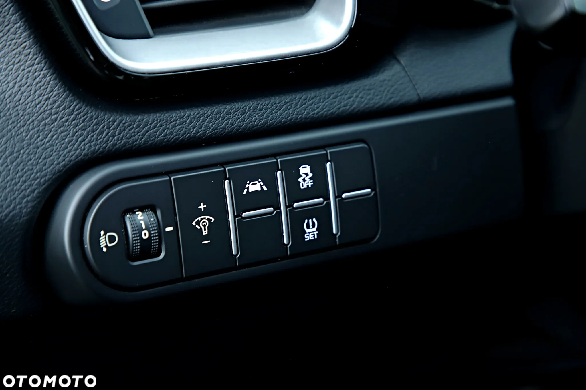 Kia Ceed 1.6 CRDi SCR L Business Line - 20
