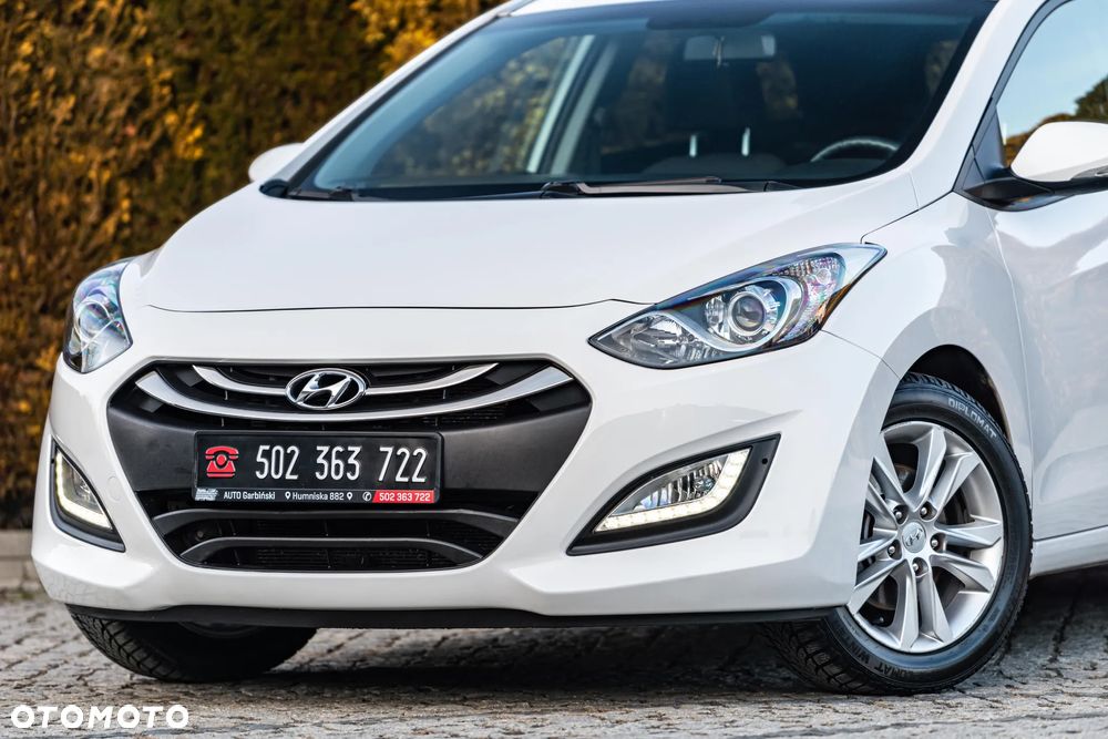 Hyundai i30 blue 1.6 GDI Passion - 5