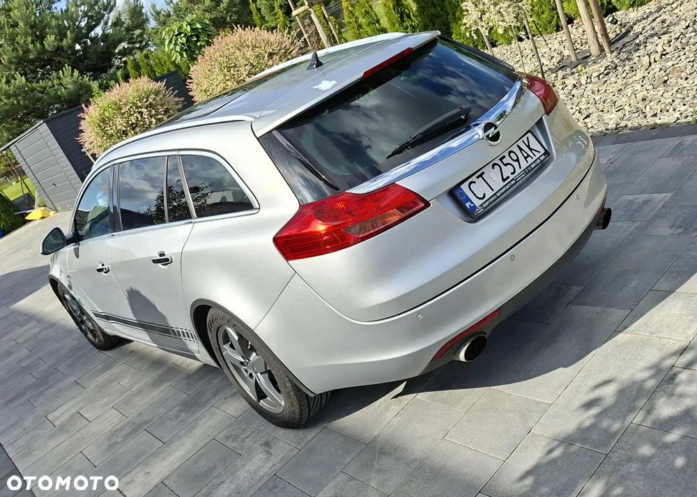 Opel Insignia 2.0 Turbo Sports Tourer 4x4 Automatik - 3