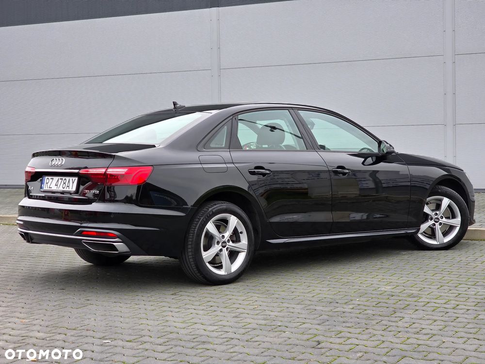 Audi A4 - 16