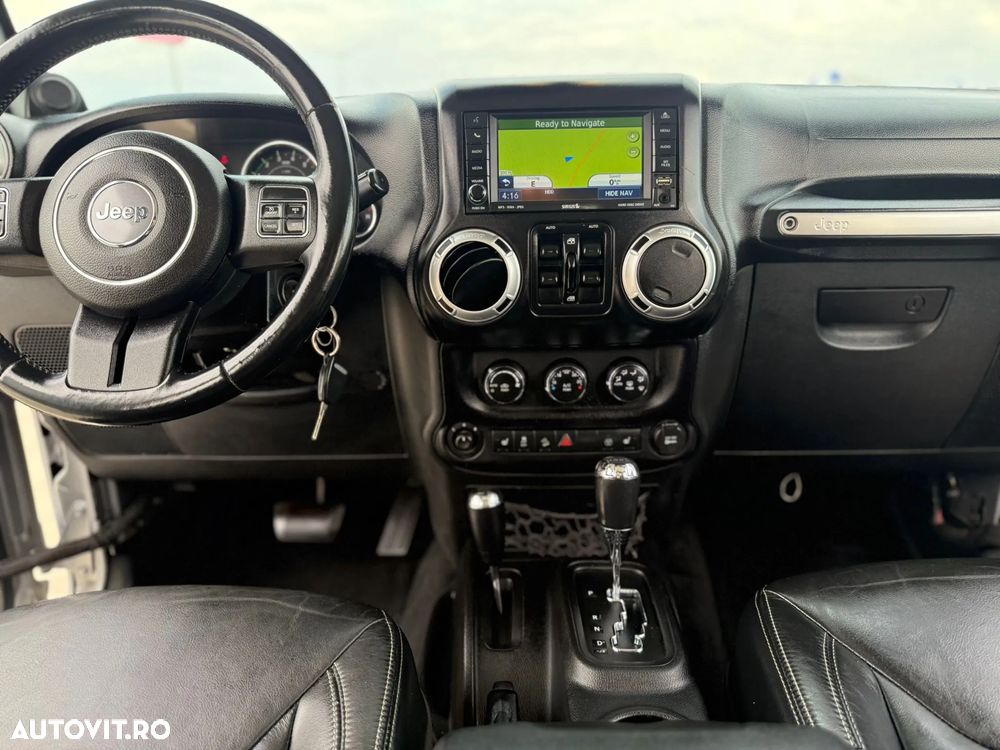 Jeep Wrangler Unlimited 3.6 V6 AT Rubicon - 10