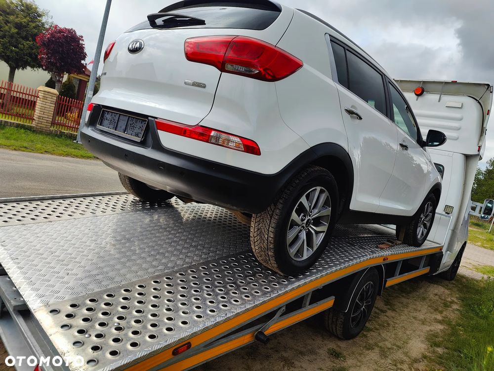 Kia Sportage 2.0 CRDI 4WD Dream-Team Edition - 9