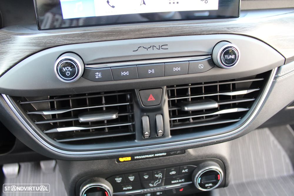 Ford Focus 1.0 EcoBoost S&S VIGNALE - 31