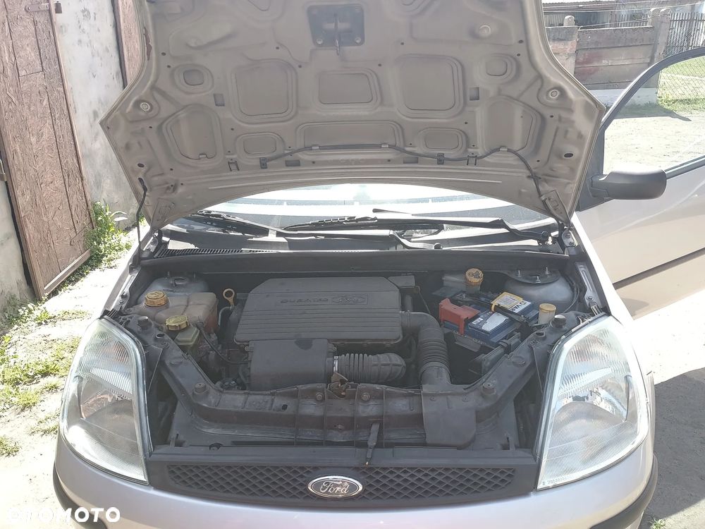 Ford Fiesta 1.3 Ambiente - 7