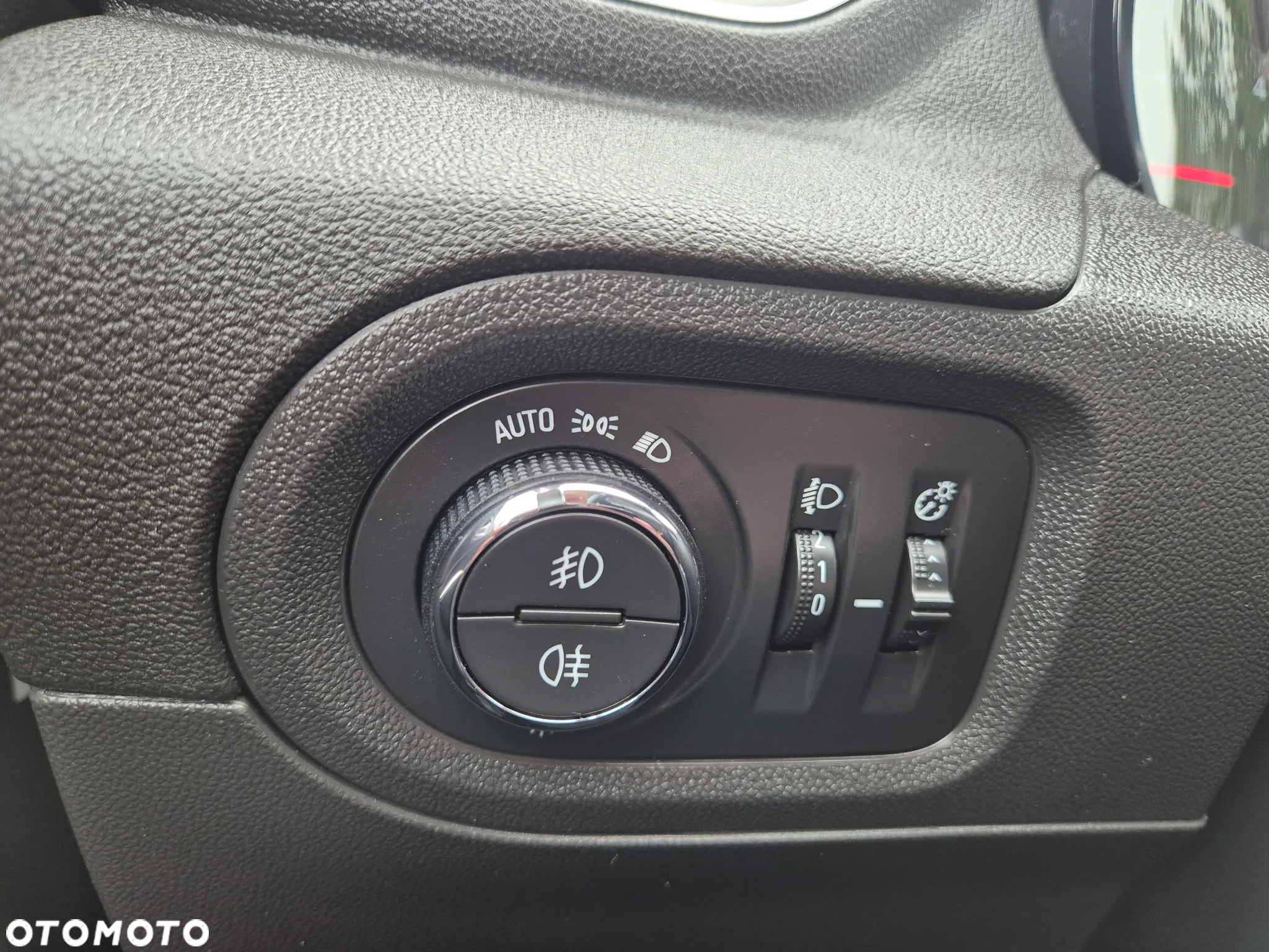 Opel Grandland X 1.6 D Start/Stop Business INNOVATION - 23