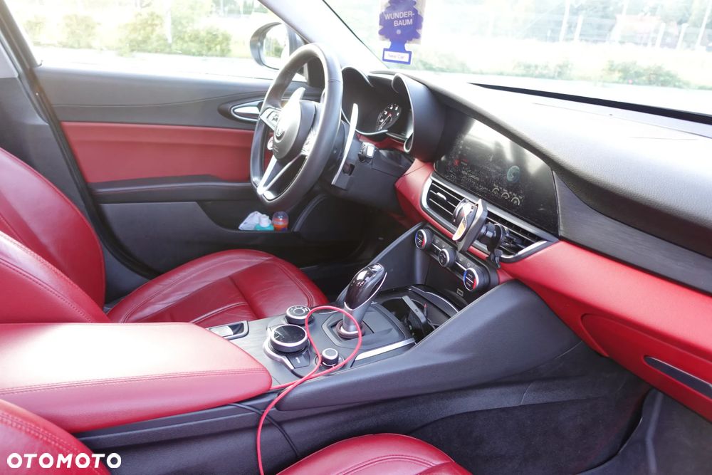 Alfa Romeo Giulia 2.0 Turbo Veloce Q4 - 9