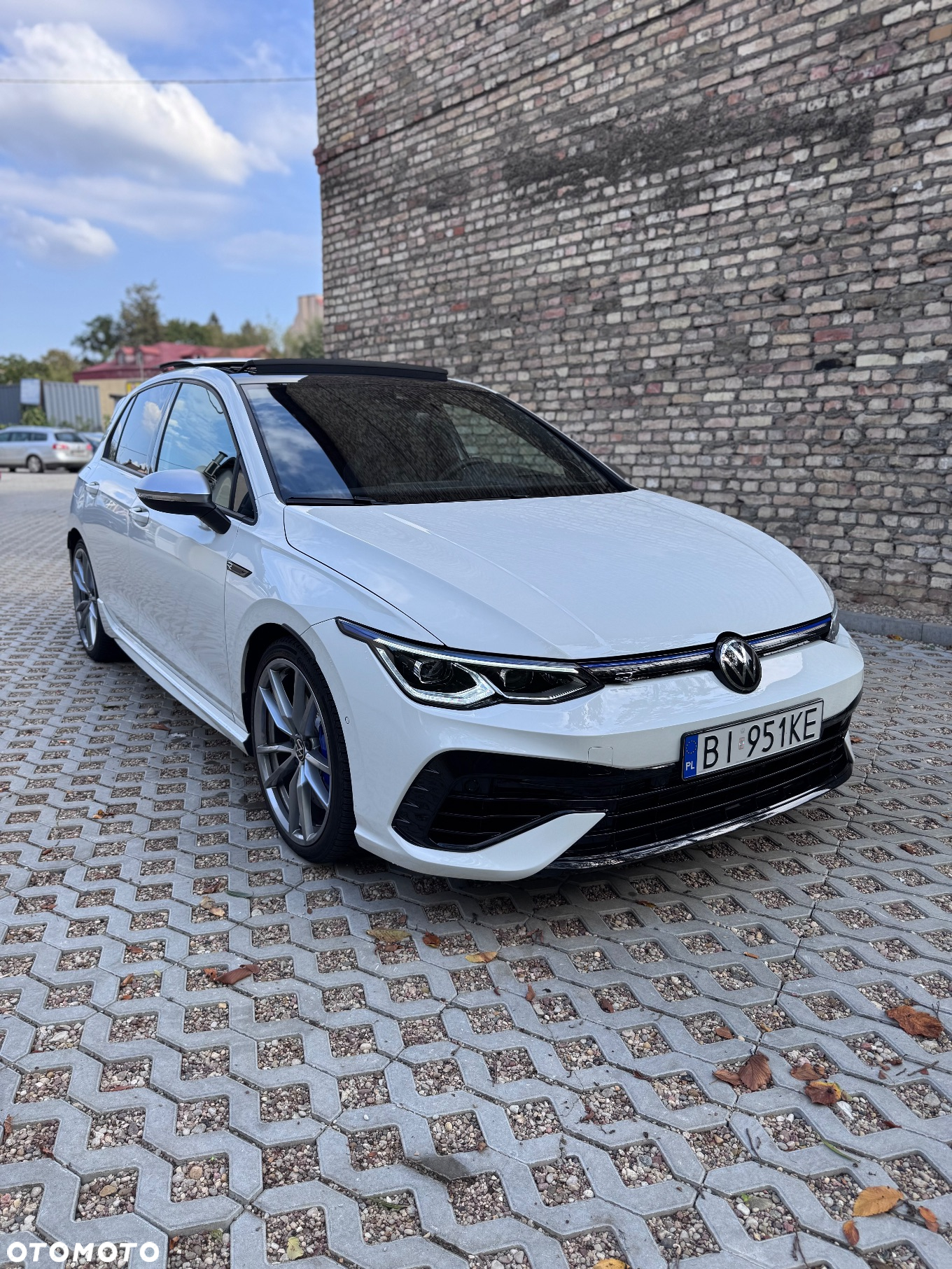 Volkswagen Golf - 24