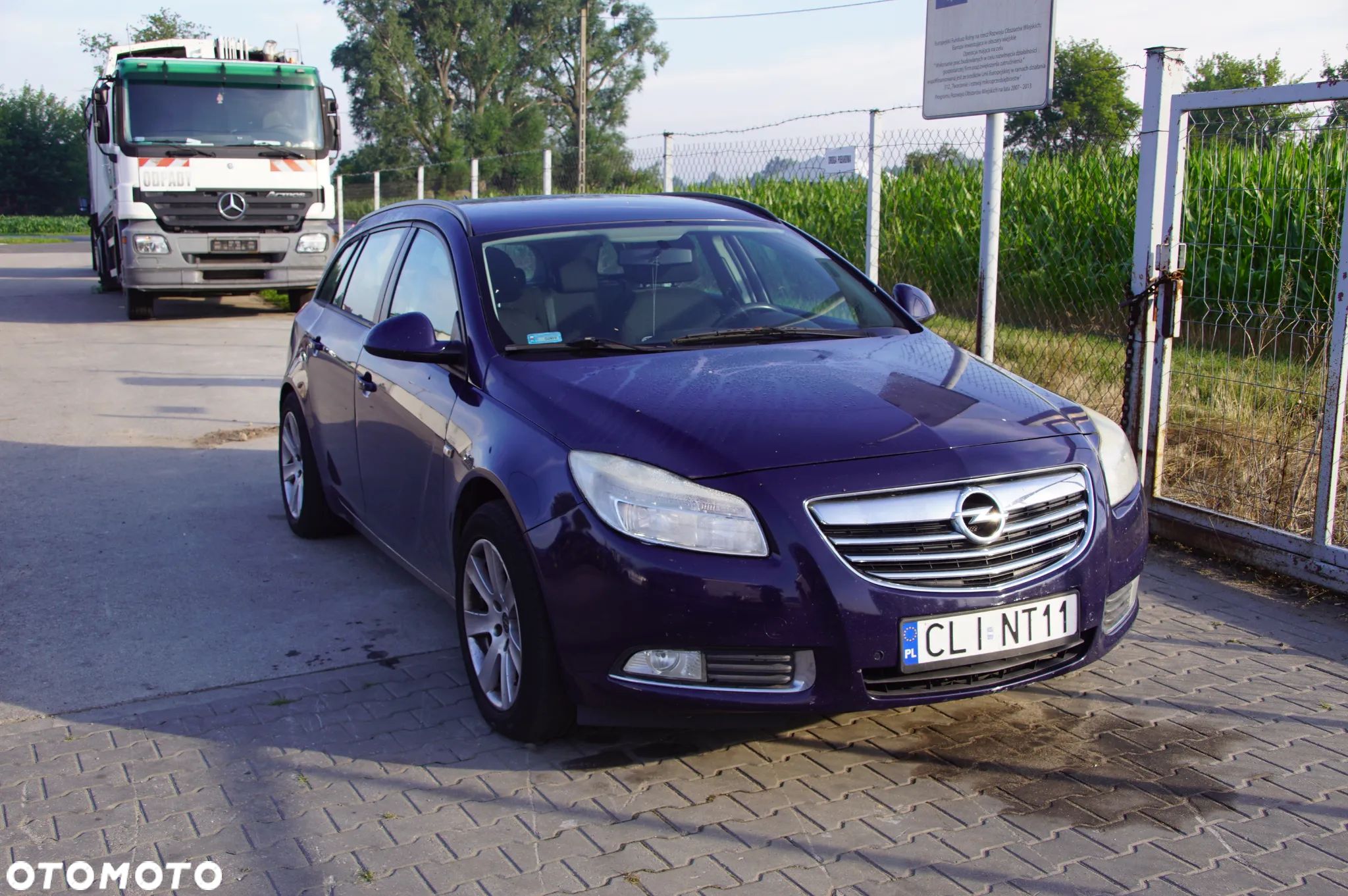 Auto na części - Opel Insignia A Kombi 2.0 CDTI A20DTJ 130 KM M32 GEK 2009R Silnik Skrzynia Drzwi Lusterko Szyba Lampa Zderzak Maska Błotnik Klapa Deska Kokpit Sterownik Moduł Licznik - 1