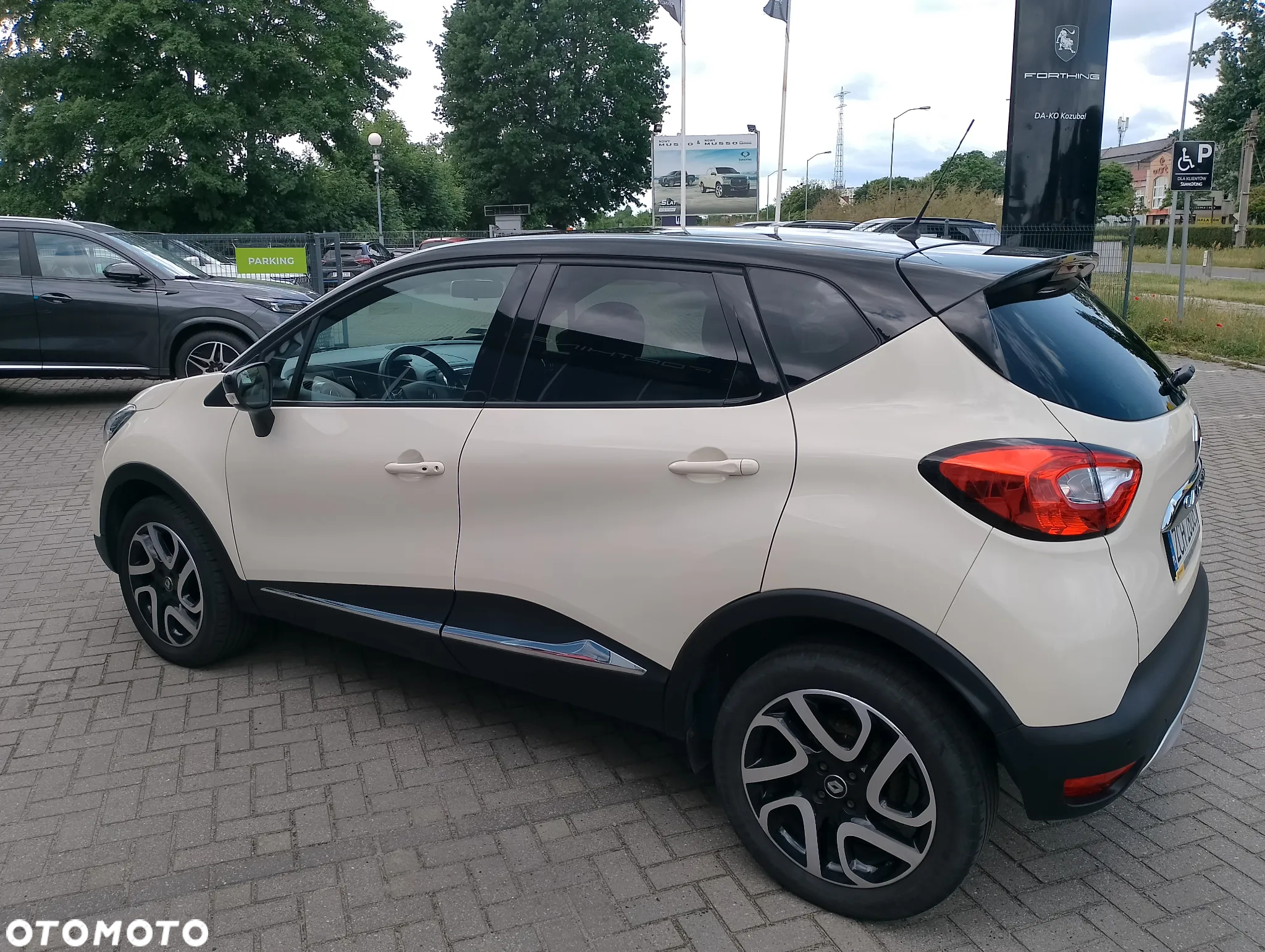Renault Captur 1.5 dCi Energy Intens - 2