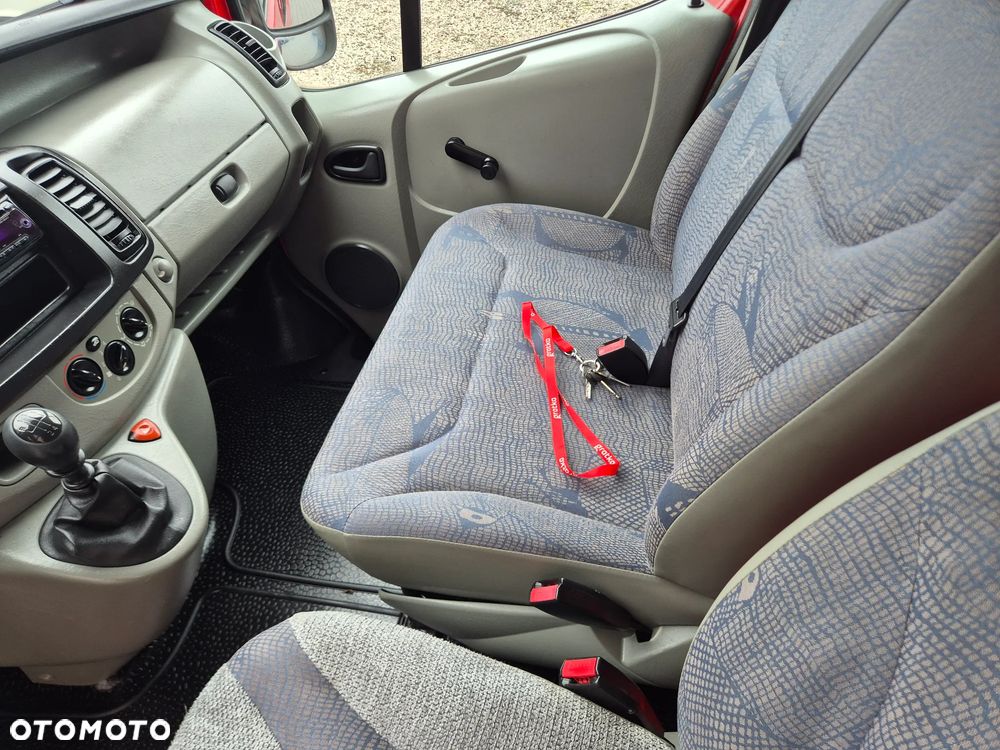 Renault Trafic - 17