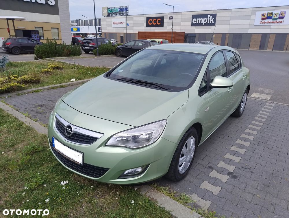 Opel Astra 1.4 Innovation - 1