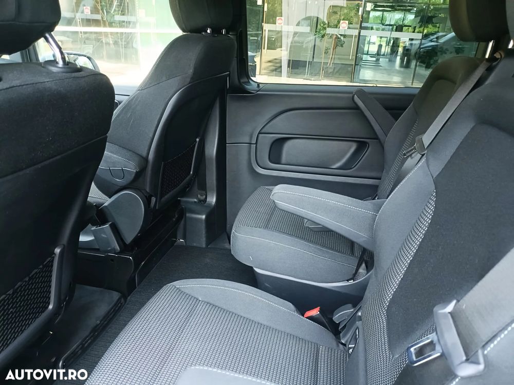 Mercedes-Benz V 300 d Lung - 22