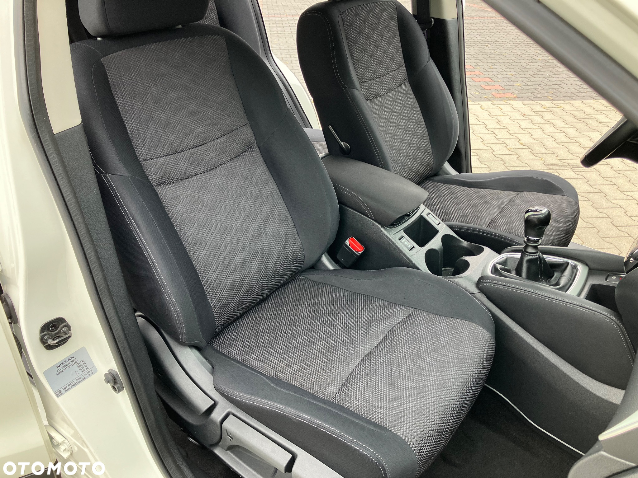Nissan Qashqai 1.5 dCi Acenta - 16