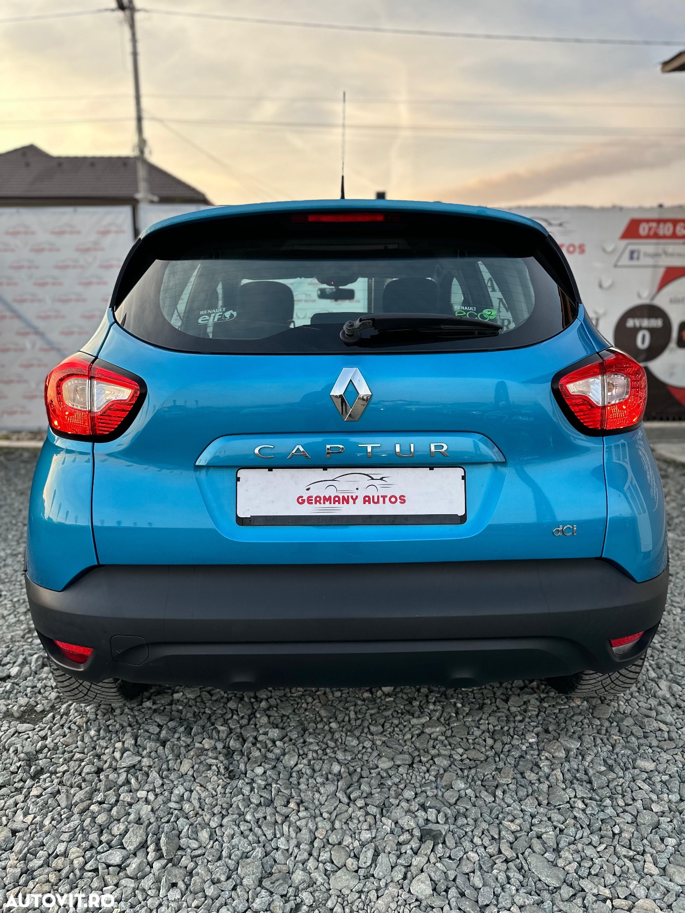 Renault Captur - 23