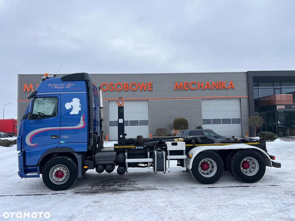 Volvo FH 16 750 EURO 5 GLOBETROTTER XL 6x4 HAKOWIEC - 10