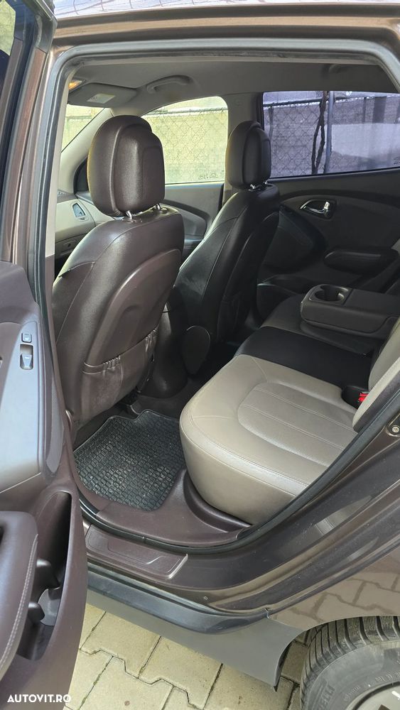 Hyundai ix35 2.0 CRDI High 4WD GLS Premium - 4