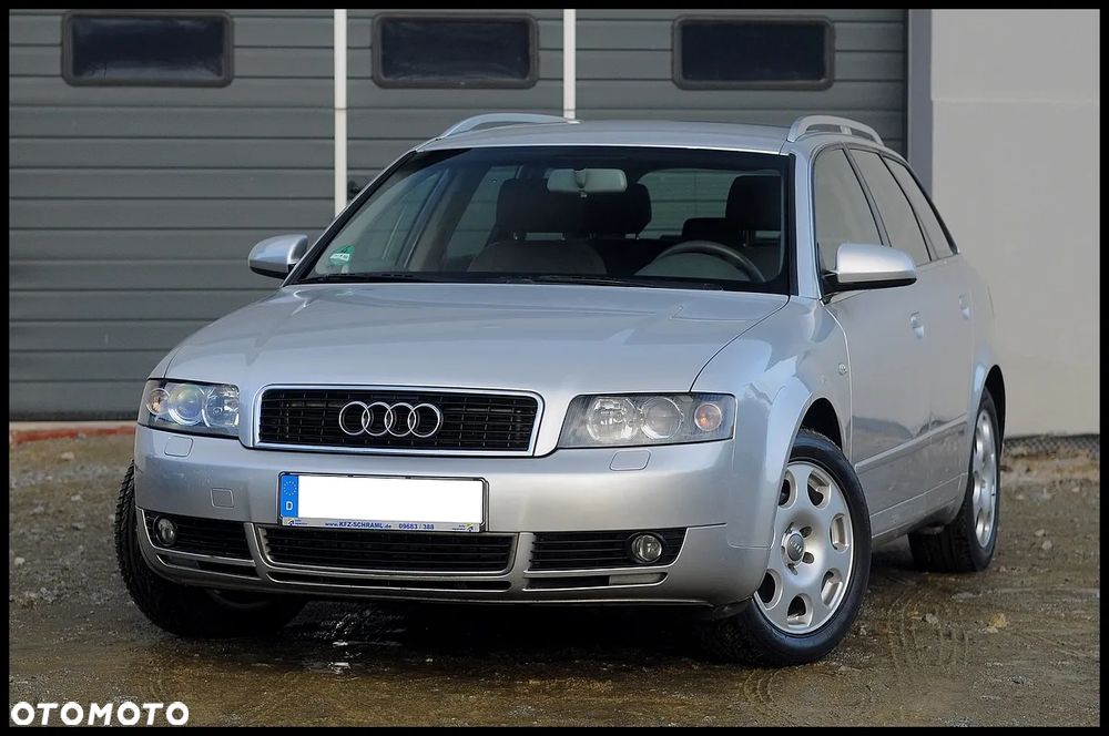 Audi A4 Avant - 9