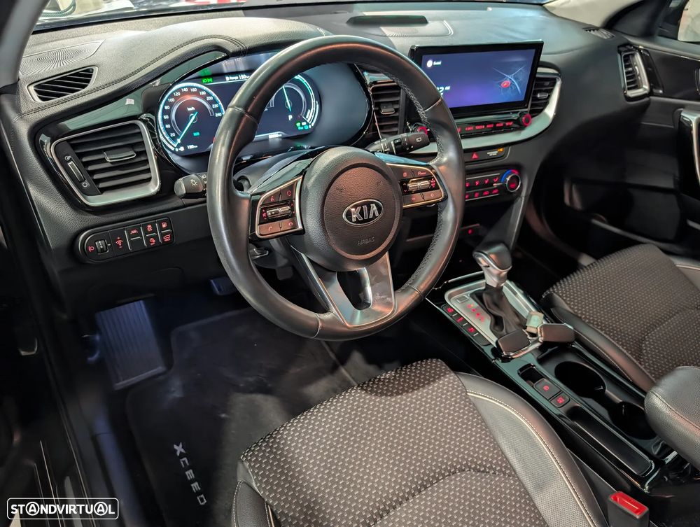 Kia XCeed 1.6 GDi PHEV Tech - 13