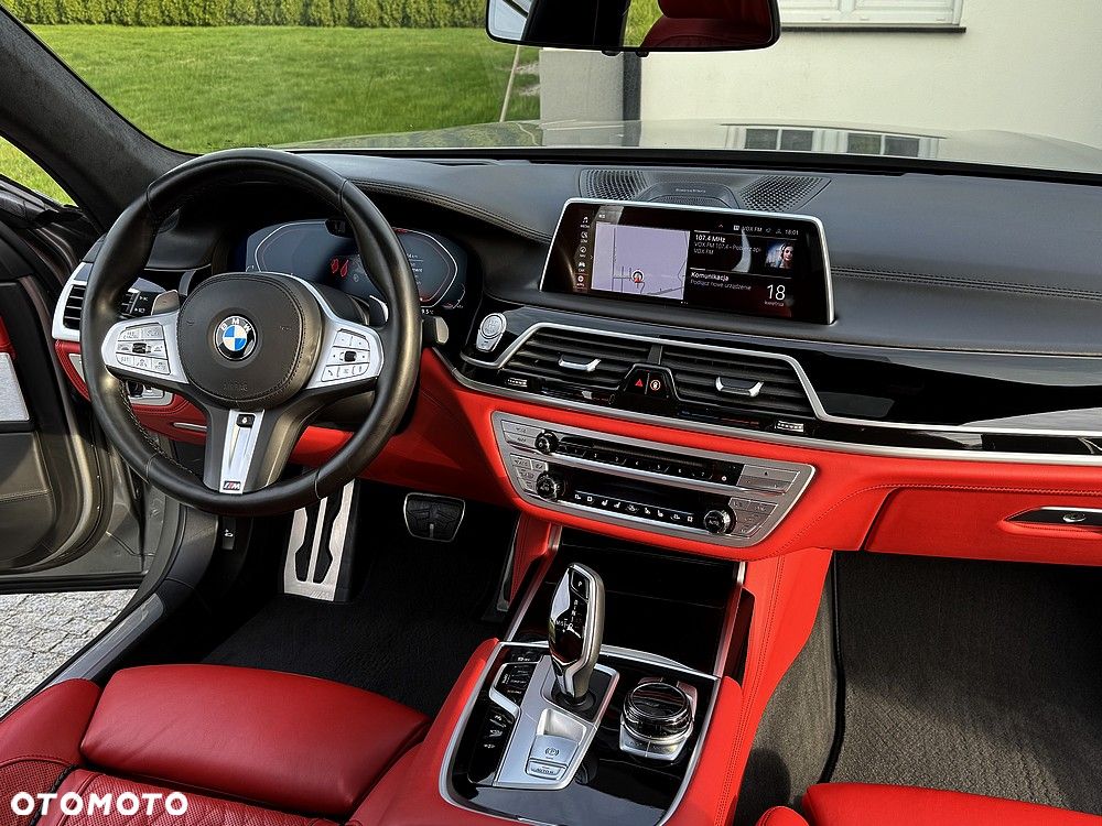 BMW Seria 7 750Ld xDrive sport - 26