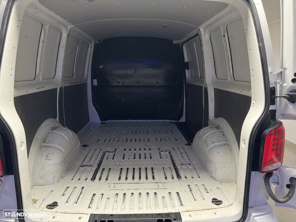 VW TRANSPORTER 2.0TDI C/IVA BUSINESS A/C OCASIÃO - 29