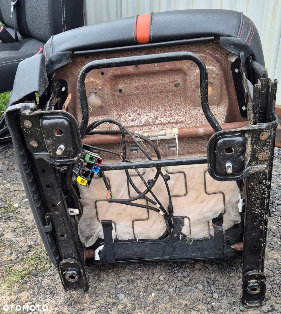 Komplet Foteli Siedzenia Przód Tył Kanapa WILDTRACK Czarna Pół Skóra Grzane Elektryczne Ford Ranger 2011-2022 - 8